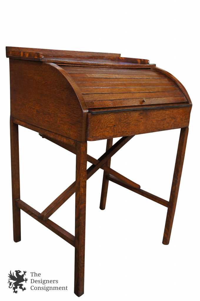 The Designers Consignment Dayton S Premier Gallery Antique Quartersawn Oak Childrens Roll Top Desk W Flip Drawer Campaign 29
